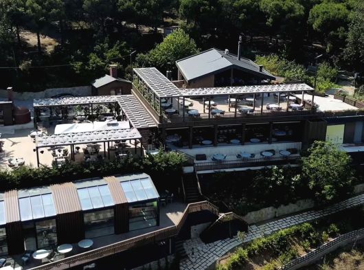 Cafe &Restoran Doğayla İç İçe 